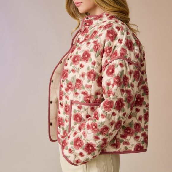 ❌SOLD OUT❌ IN BLOOM FLORAL PUFFER JACKET - Picture 2 of 3